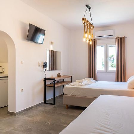 Eleftheria Studios Antiparos Exterior foto